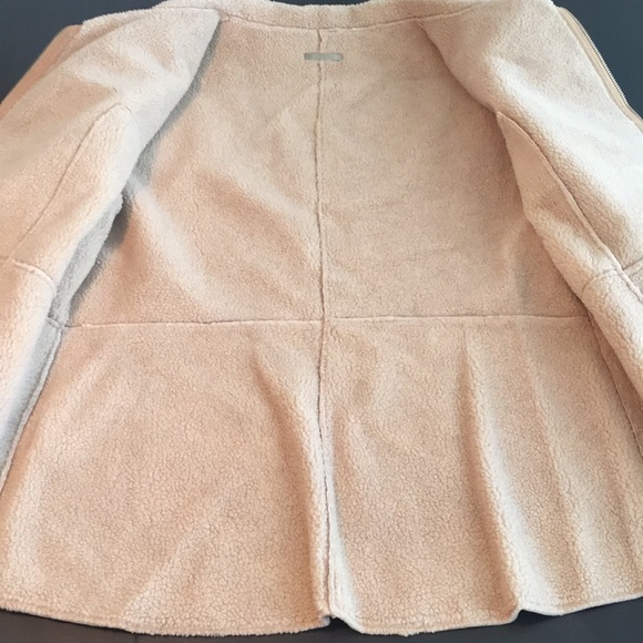 GUESS Leather Jacket - Picture 4 of 8